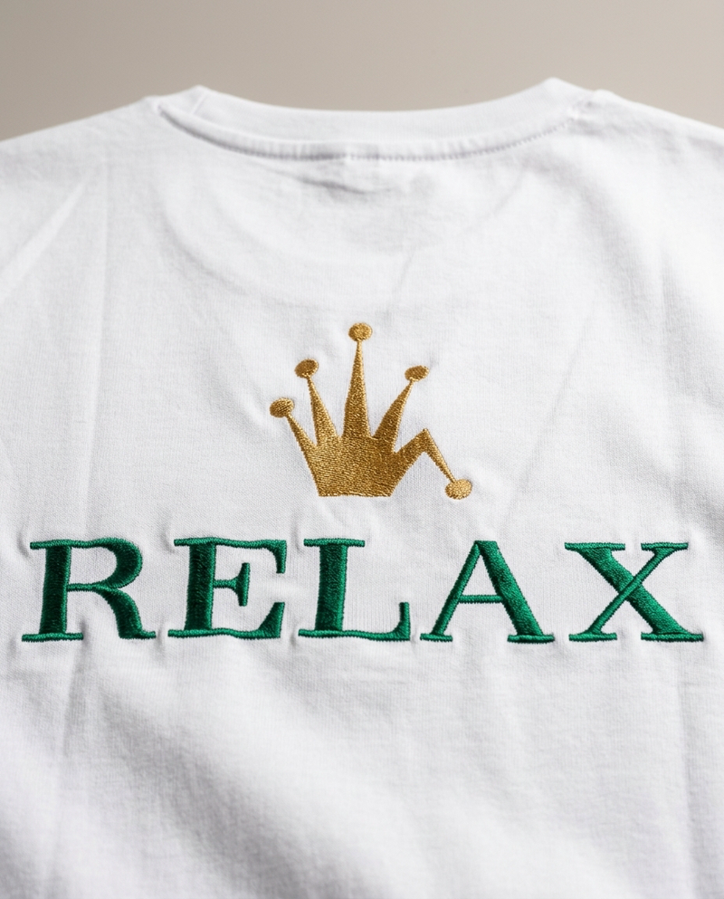 RELAX Tee Bianco – Detail